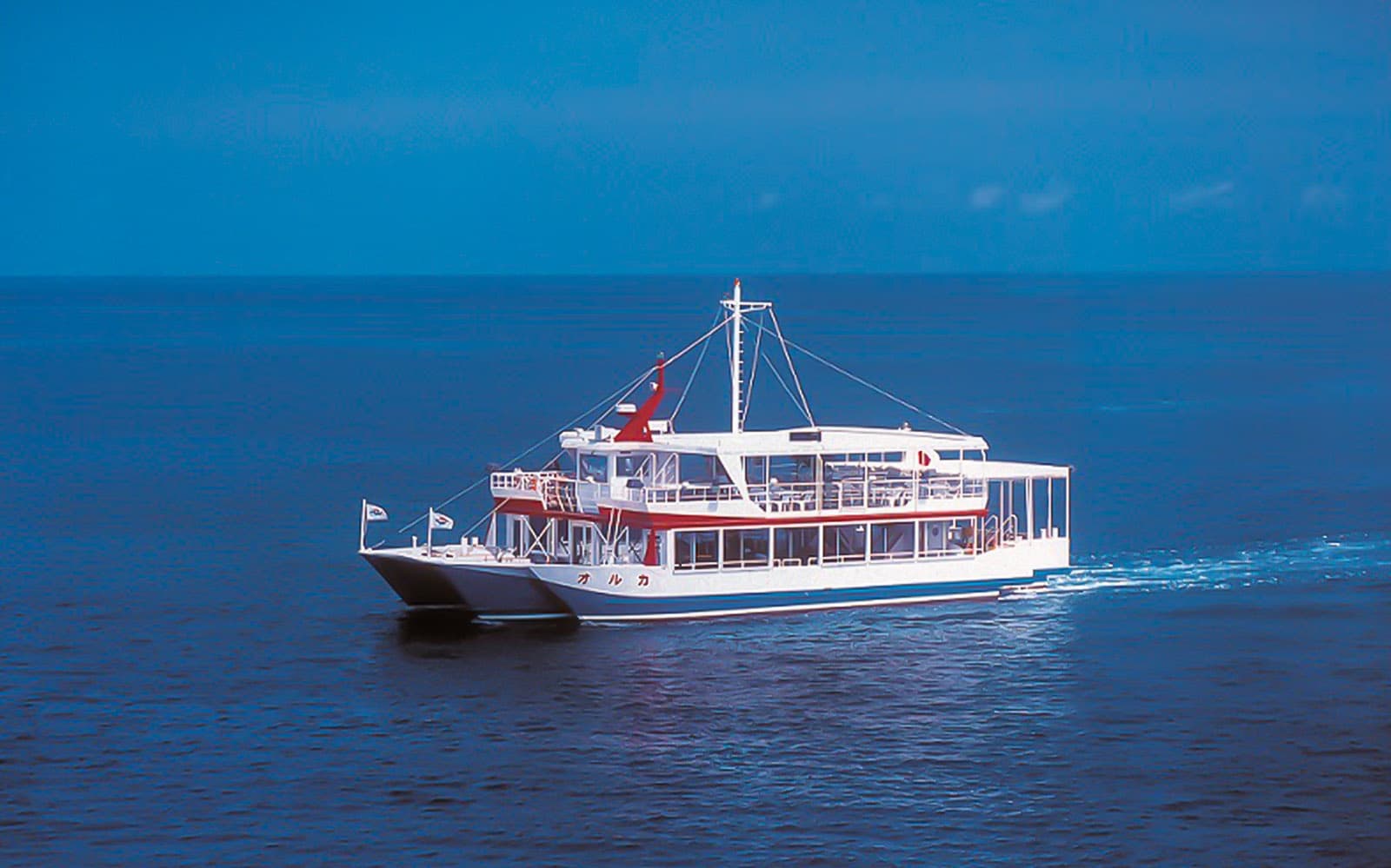 Okinawa Underwater Sightseeing Boat Ride tickets in Okinawa - Highlights | TickYourList