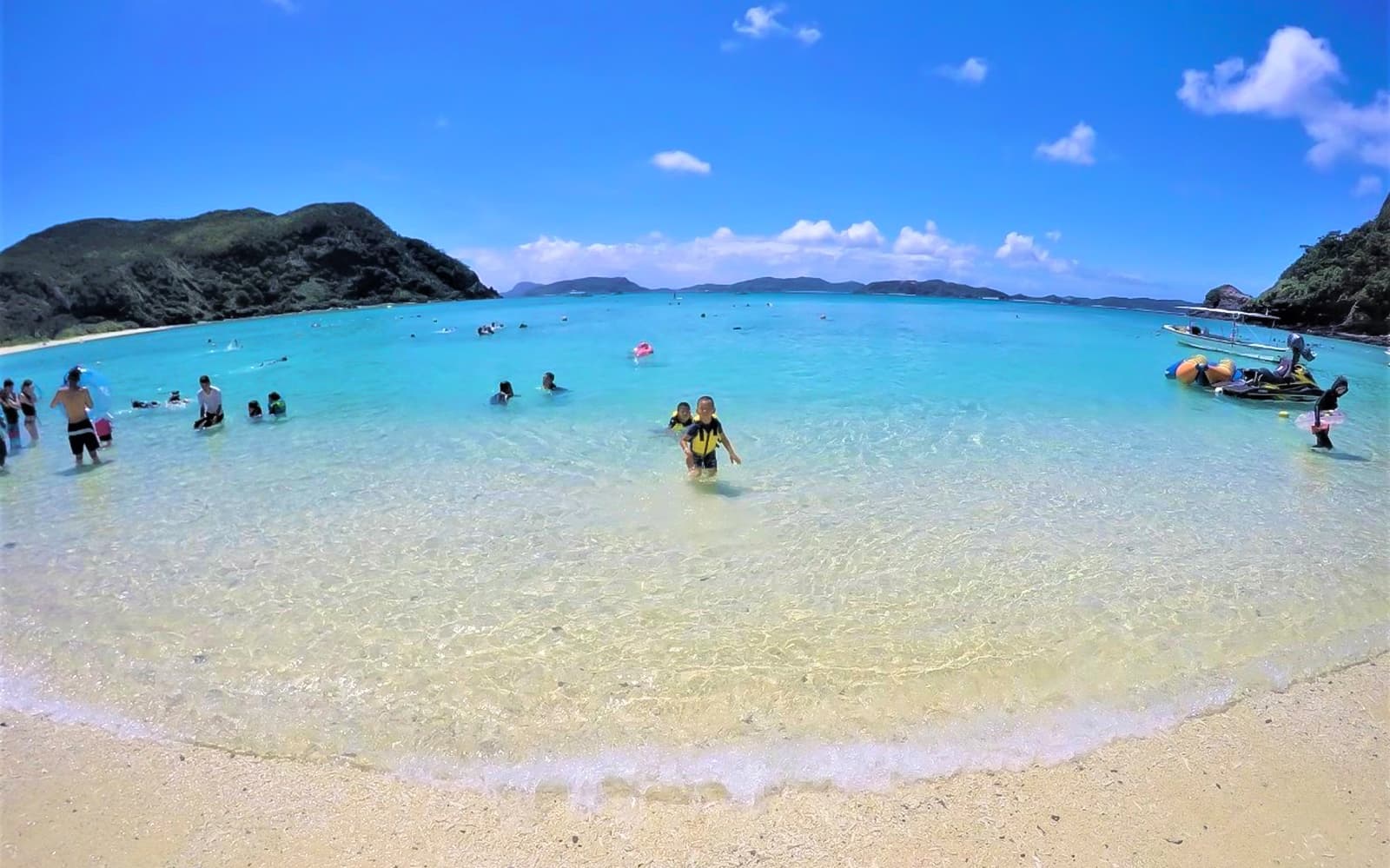 Seabathing Tour at Tokashiku Beach