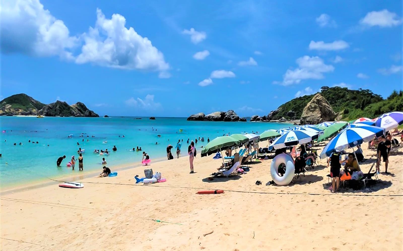 1 Day Tour of Tokashi Island with Lunch tickets in Okinawa - Features | TickYourList