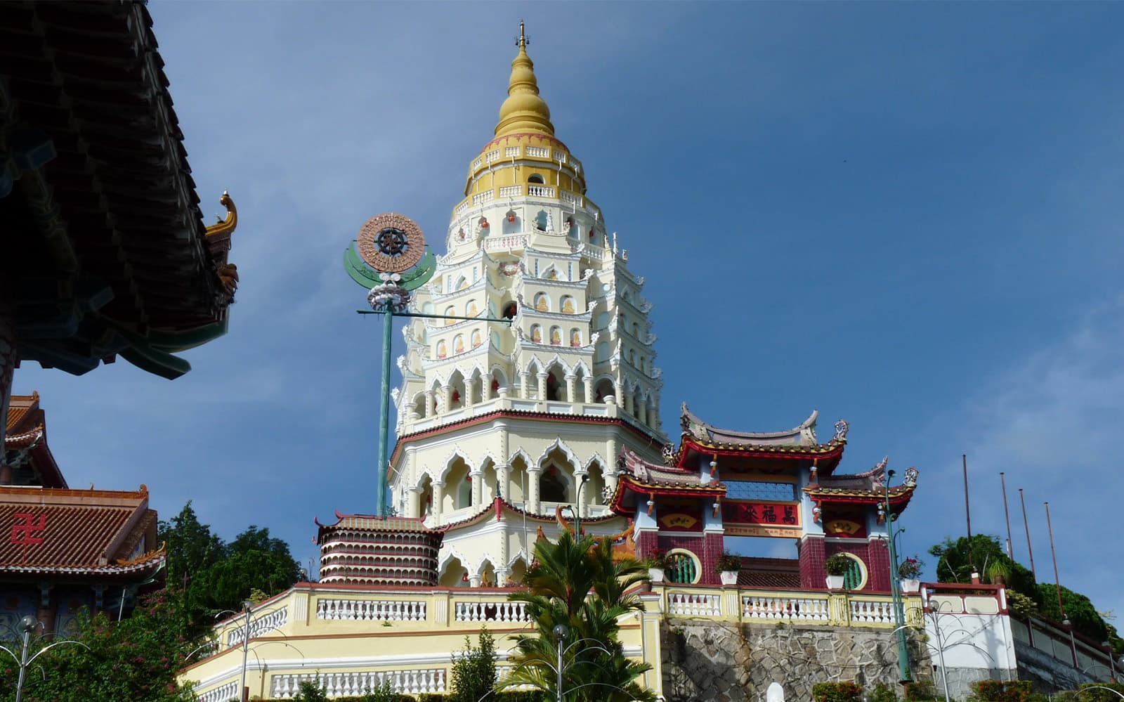 Penang Hill & Kek Lok Si Chinese Temple Half-Day Tour tickets in Penang - Full Experience | TickYourList
