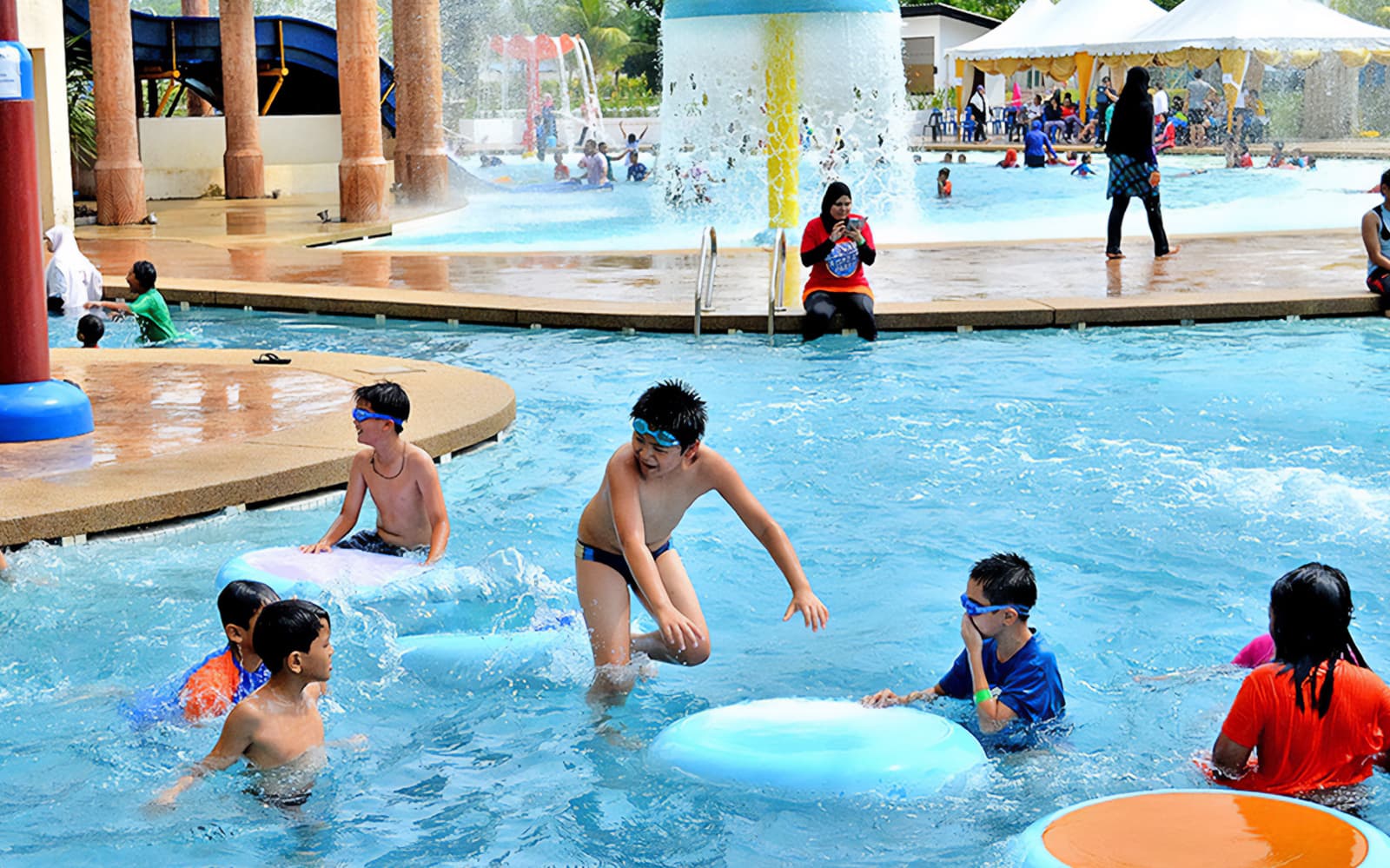 Bayou Lagoon Water Park in Melaka tickets in Melaka - Features | TickYourList