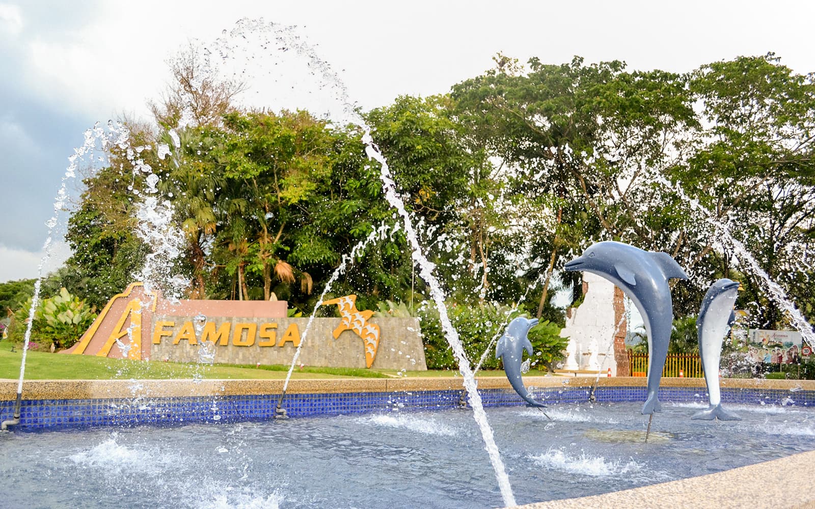 Combo (Save 27%): A'Famosa Melaka + Zoo Melaka Tickets in Melaka - Activities | TickYourList