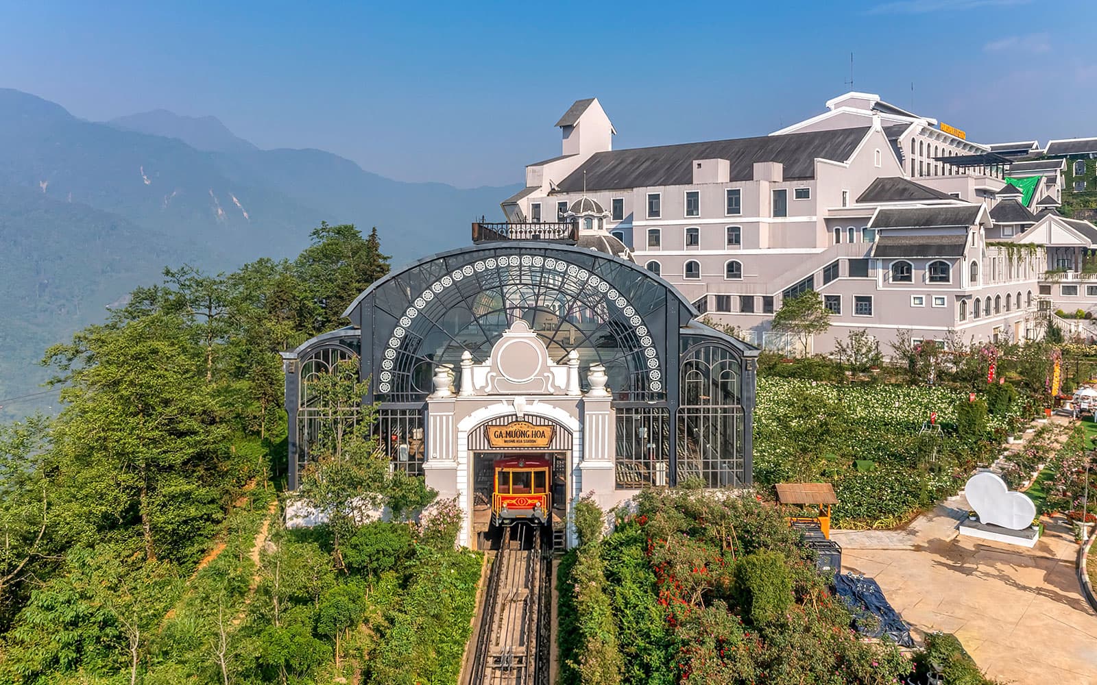 Sun World Fansipan Legend Tickets + Cable Car, Muong Hoa Monorail & Peak Rail in Sa Pa - Features | TickYourList