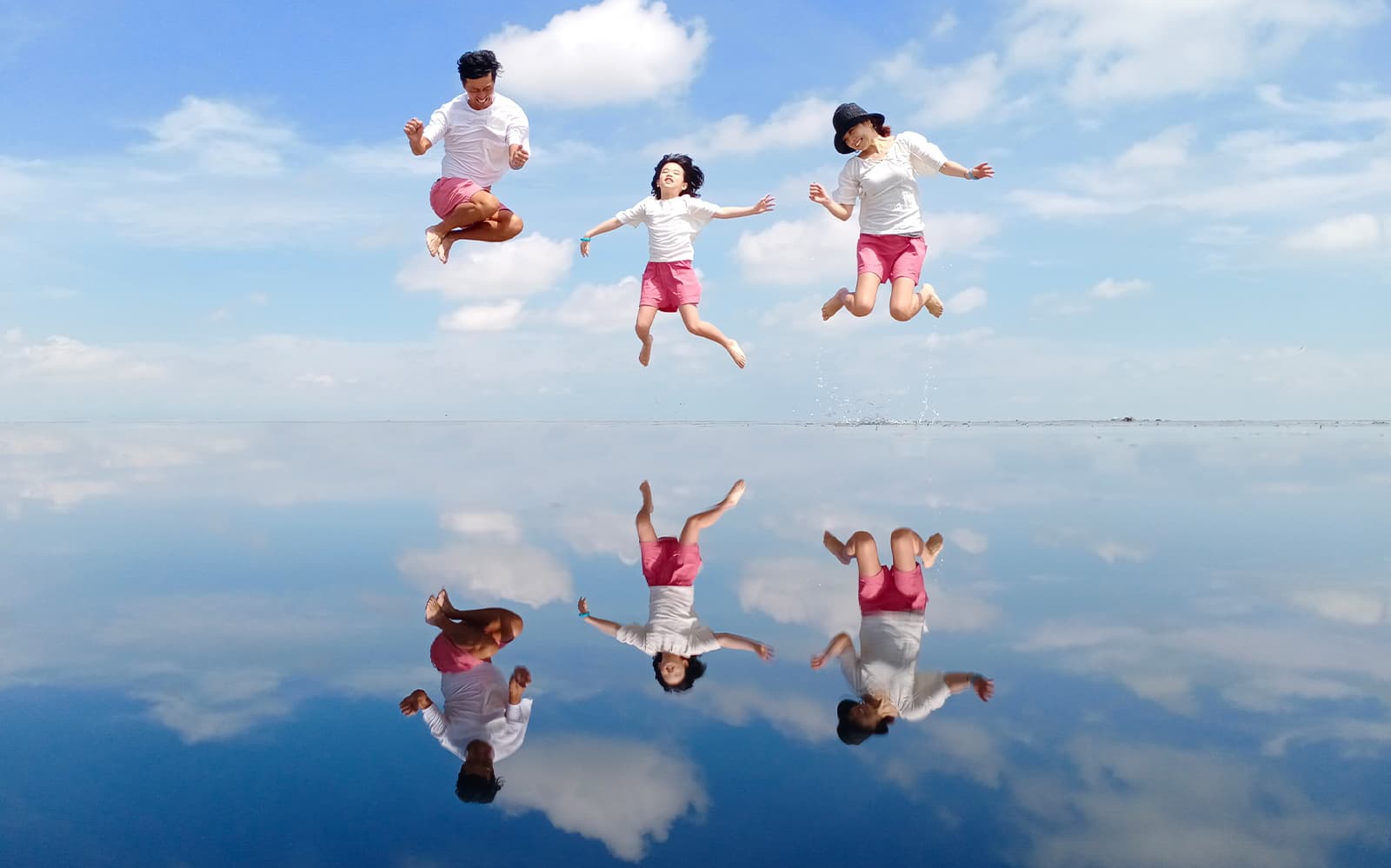 Sky Mirror Experience in Kuala Selangor tickets in Selangor - Activities | TickYourList