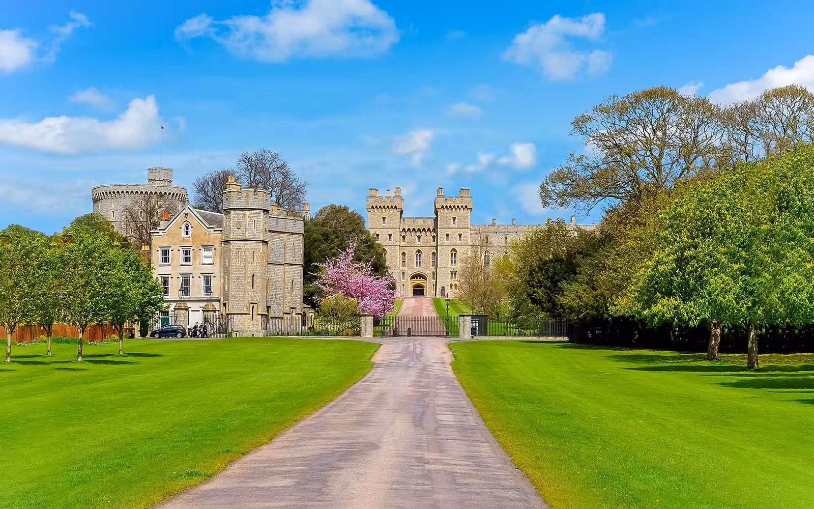 From London: Stonehenge, Windsor Castle & Bath Day Trip tickets in London - Highlights | TickYourList