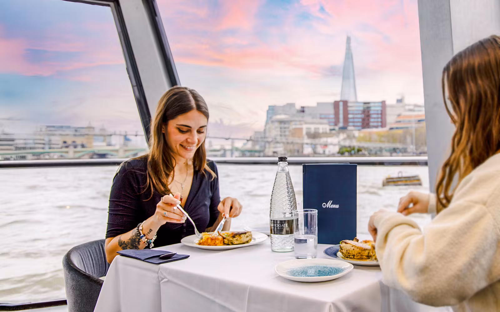 Thames River Dinner Cruise with Sunset Views, Drinks and Food