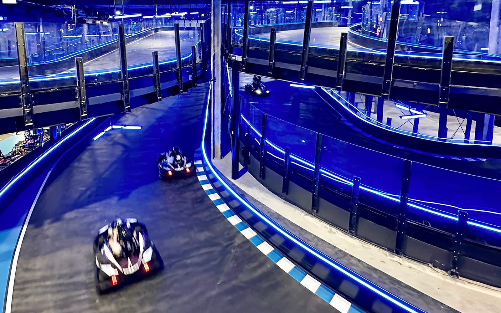 Combo: HyperDrive + UltraGolf Tickets in Singapore - Attractions | TickYourList