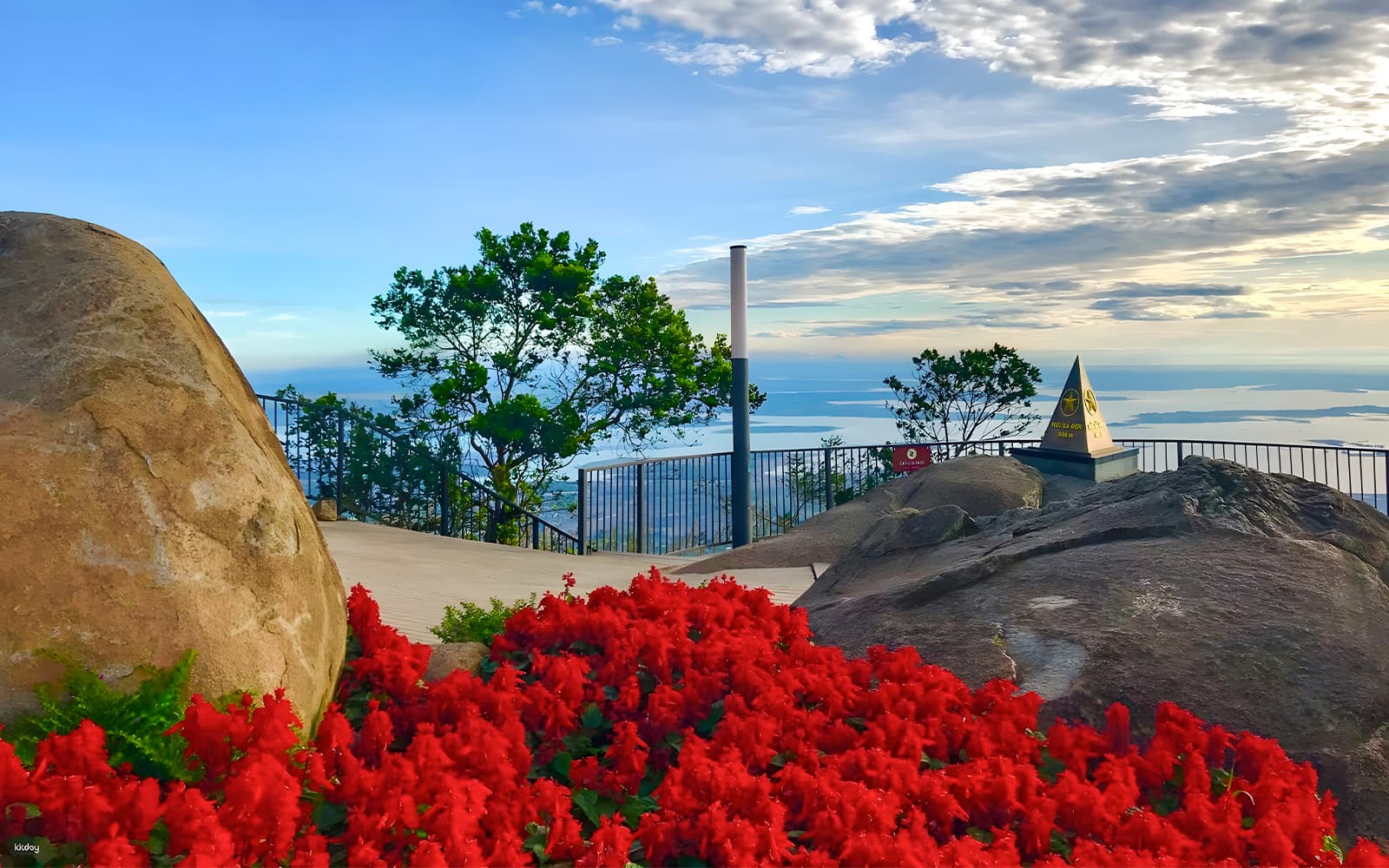 Sun World Ba Den Mountain Cable Car Tickets to Van Son Peak in Tay Ninh - Highlights | TickYourList