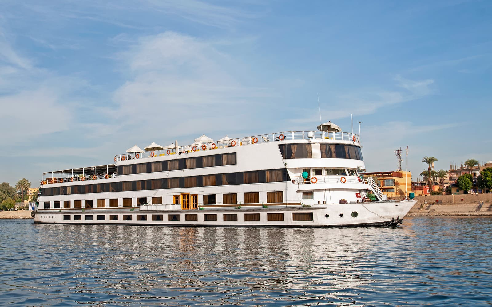 4-Day Nile Cruise with 5-Star Accommodations & Hotel Pick-Up