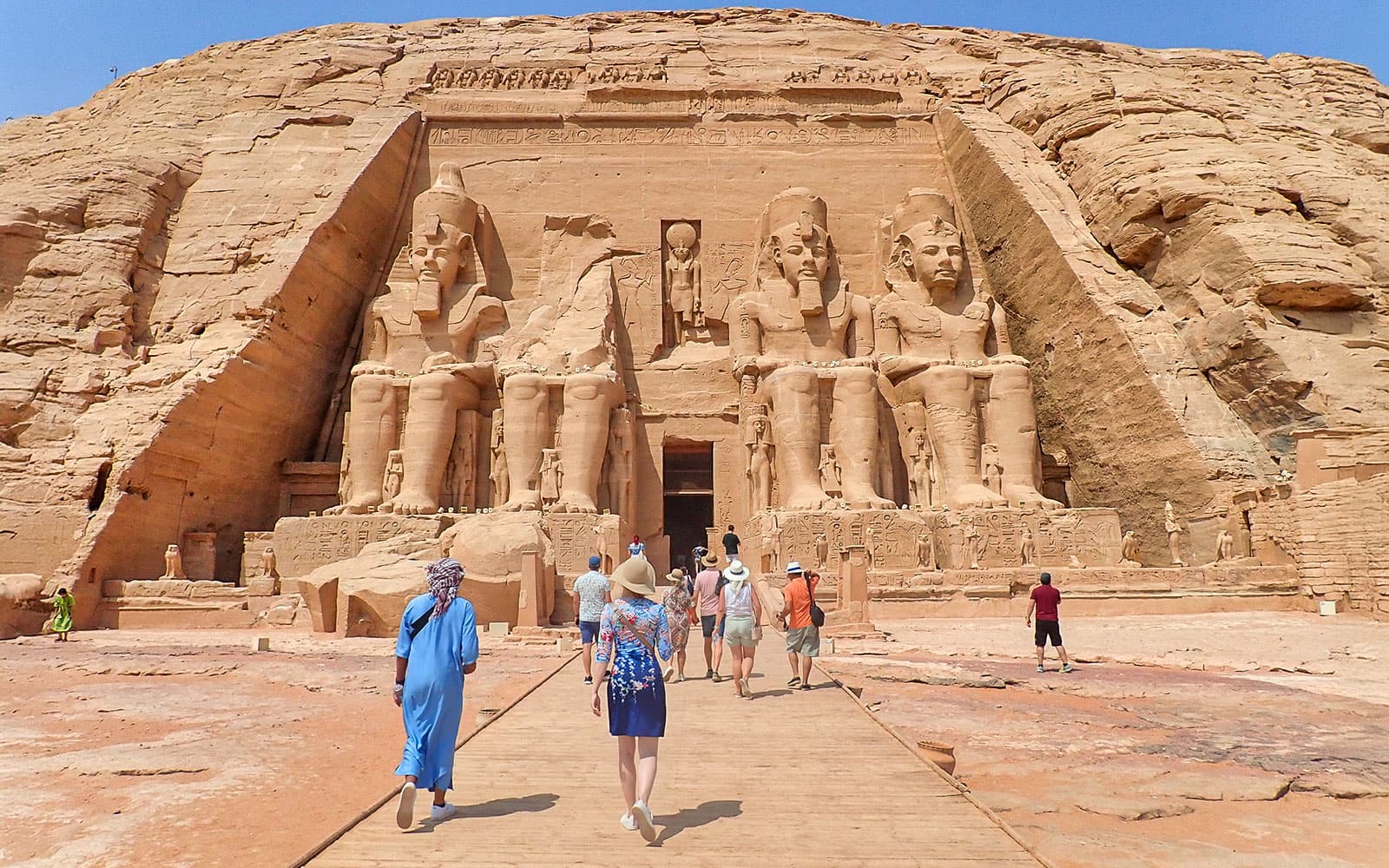 From Aswan: 4-Day Nile Cruise with Abu Simbel Visit & Luxor Hot Air Balloon Ride tickets in Aswan - Activities | TickYourList