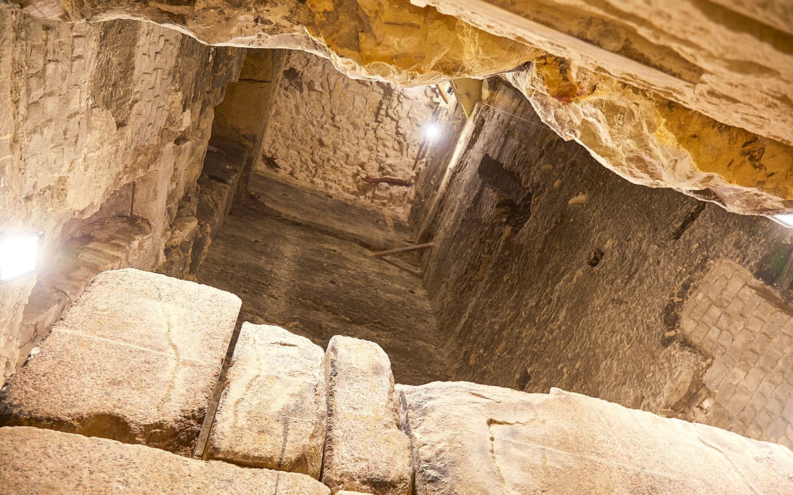 Inside the Pyramid Experience: Skip-the-Line Tickets to Giza Complex + Access to Khufu Pyramid in Cairo - Activities | TickYourList