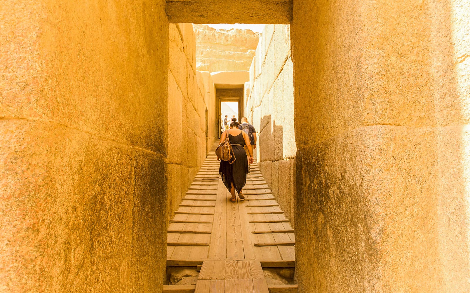 From Cairo: Full-Day Guided Tour of Giza Pyramids, Egyptian Museum of Antiquities & Khan El-Khalili Bazaar tickets in Cairo - Features | TickYourList