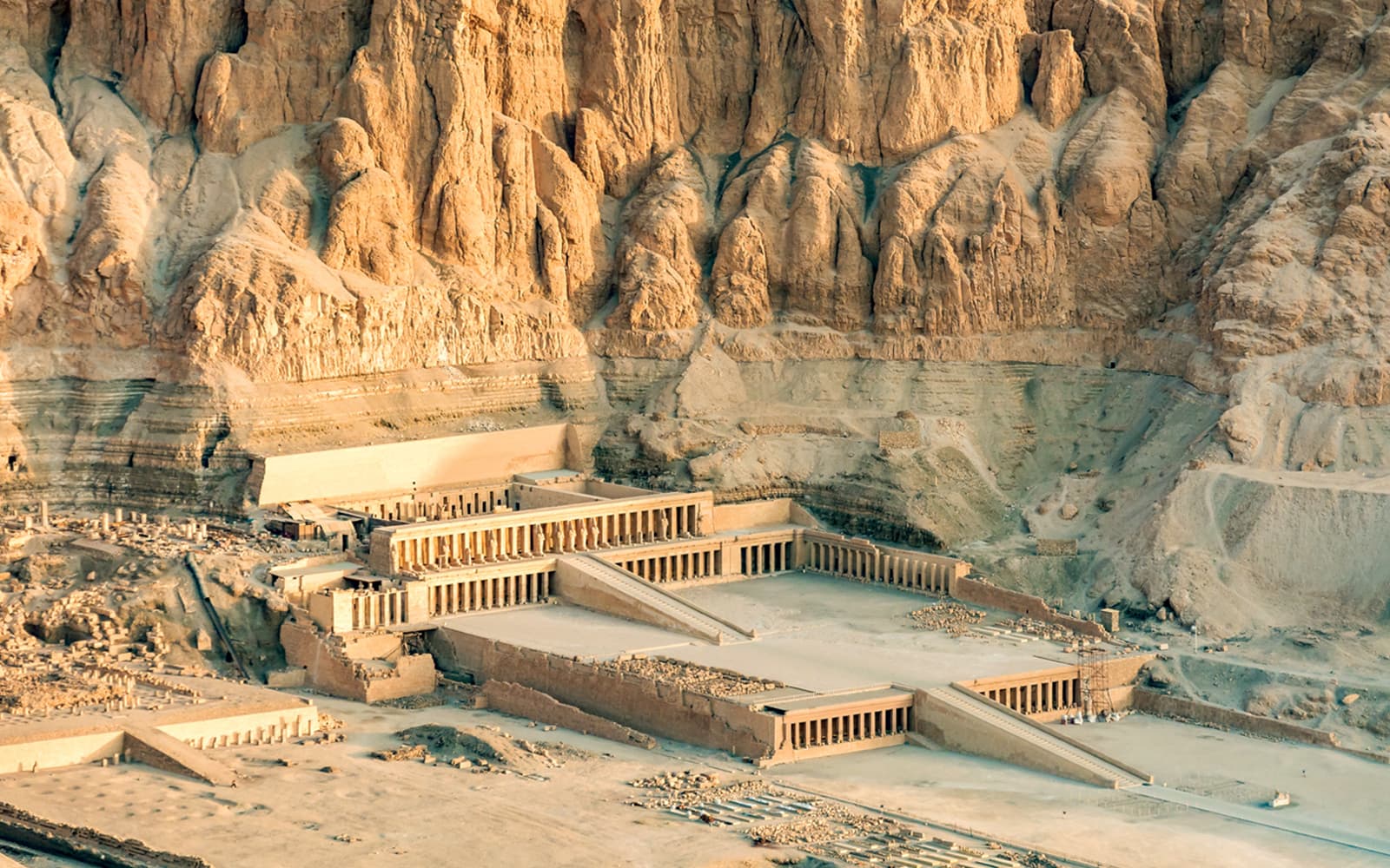 Full-Day Guided Tour of Valley of the Queens from Luxor with Lunch & Transfers tickets in Luxor - Activities | TickYourList