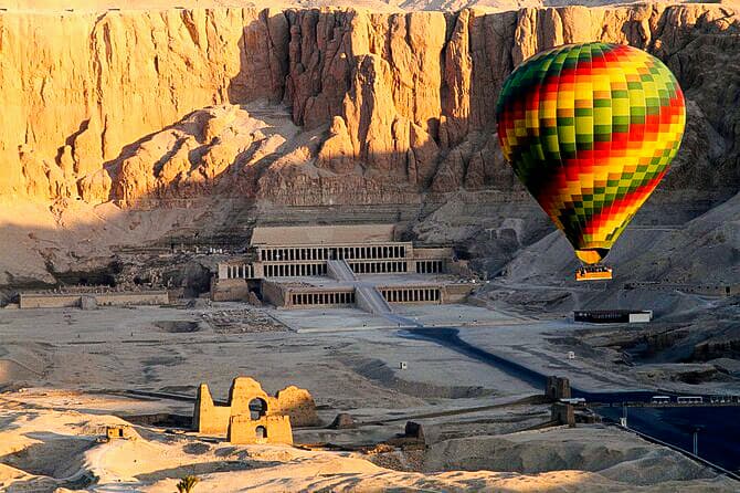 Premium Sunrise Hot Air Balloon Tour in Luxor with Photos, Video & Hotel Transfers tickets in Luxor - Features | TickYourList