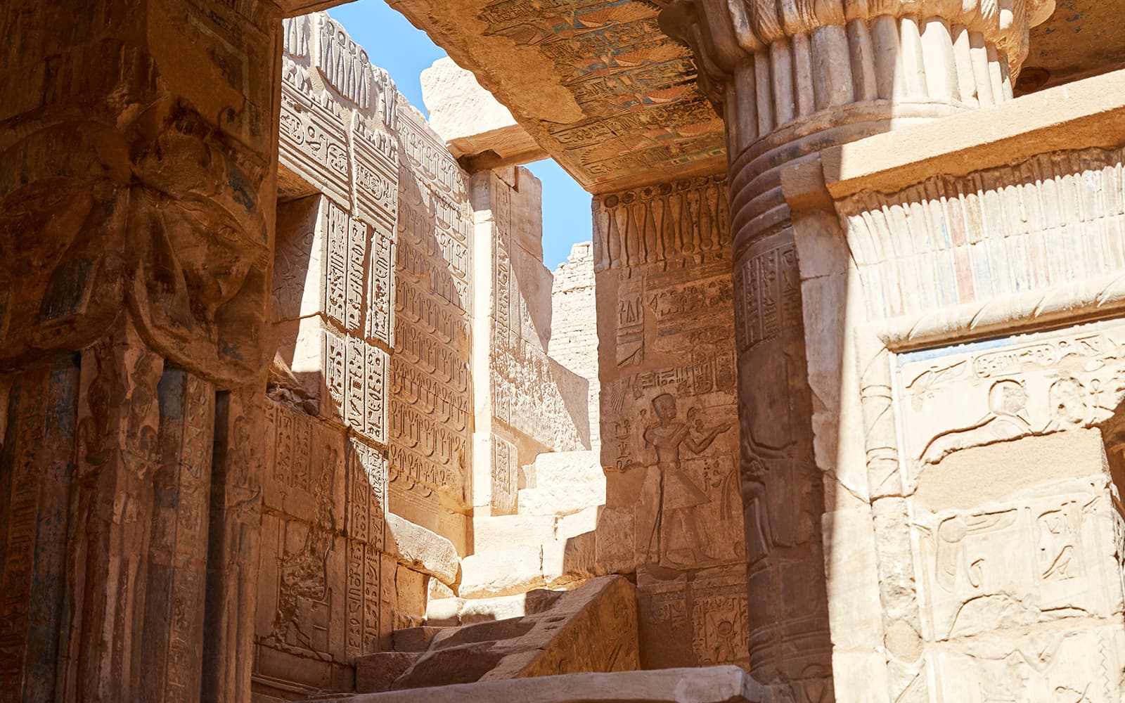 From Luxor: Full-Day All-Inclusive Tour to Luxor West and East Banks with Lunch tickets in Luxor - Full Experience | TickYourList