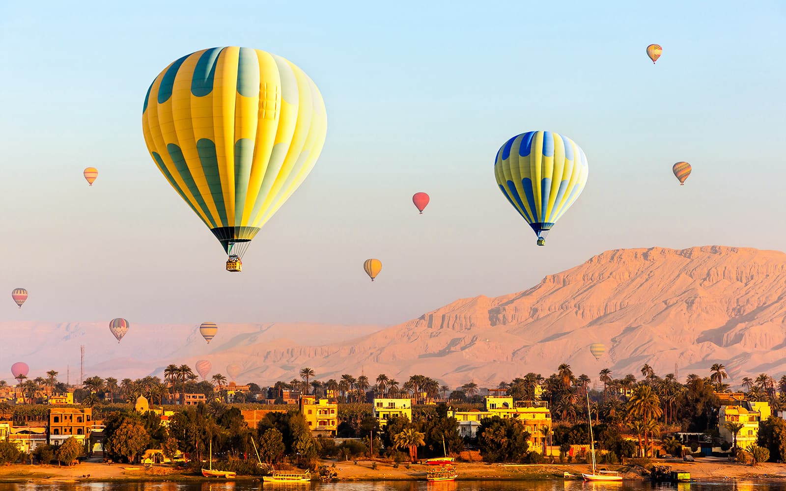 Sunrise Hot Air Balloon Ride in Luxor