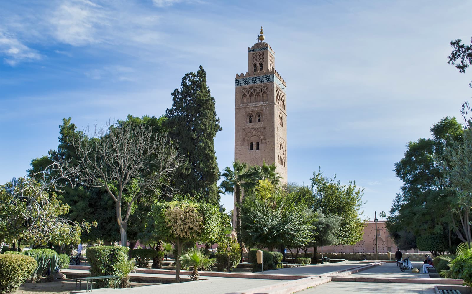 Visit Marrakesh: Bahia Palace, Koutoubia Mosque & Saadian Tombs Tour tickets in Marrakesh - Highlights | TickYourList