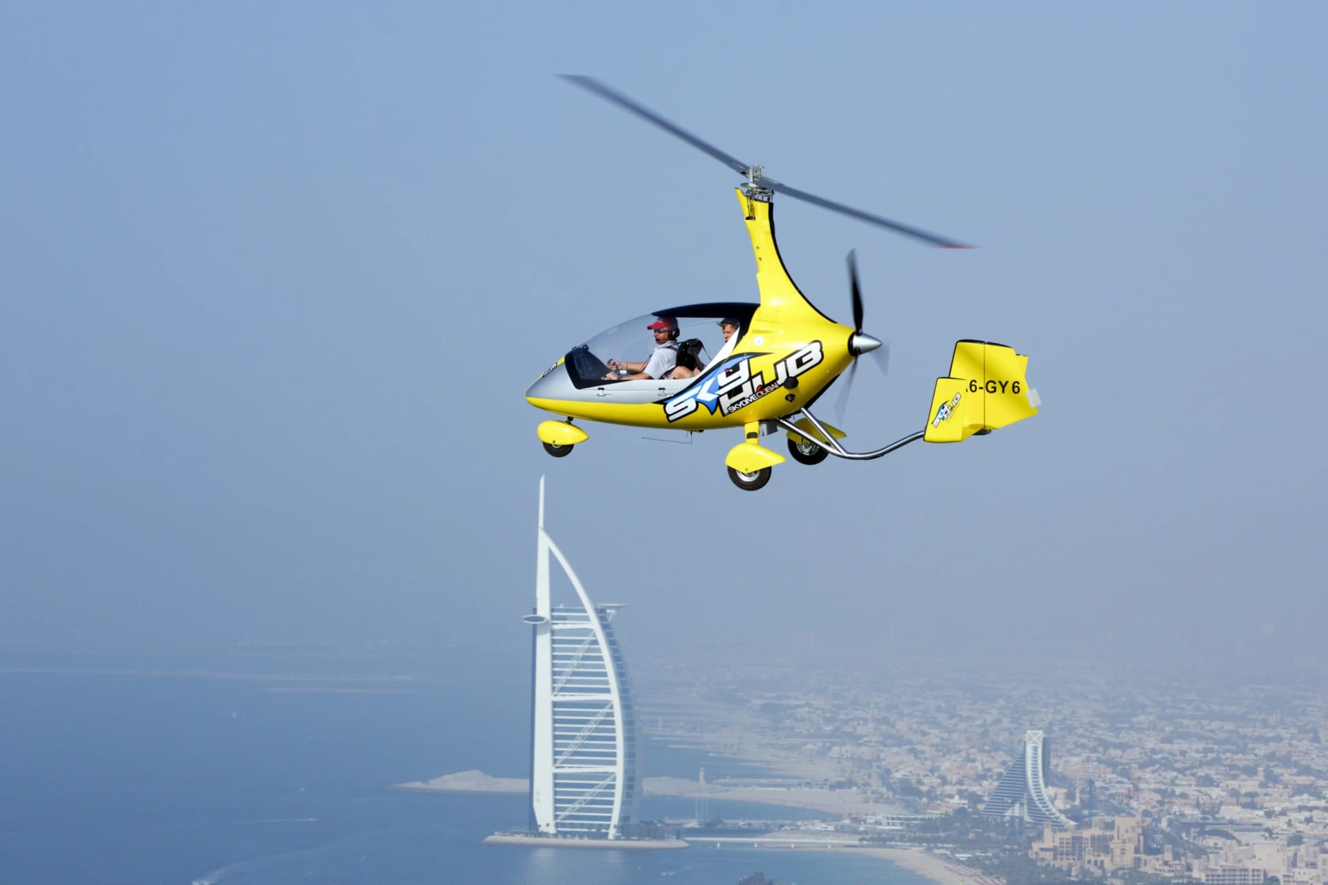 Gyrocopter flight over Dubai's skyline