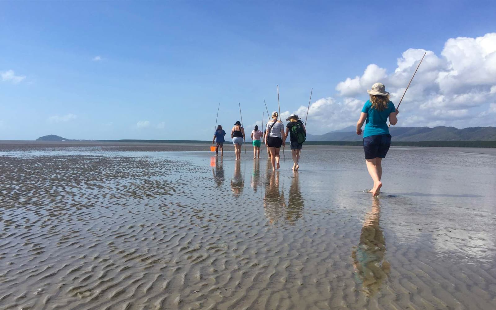 Daintree Dreaming Tour: Aboriginal Art & Culture/Traditional Aboriginal Fishing tickets in Cairns - Full Experience | TickYourList