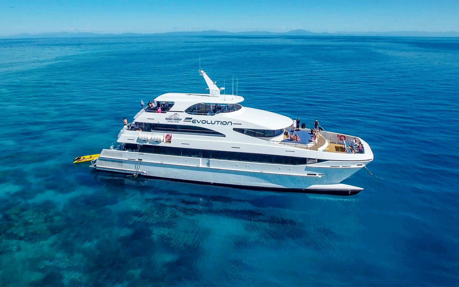 Cairns to Great Barrier Reef Snorkel Cruise with Lunch