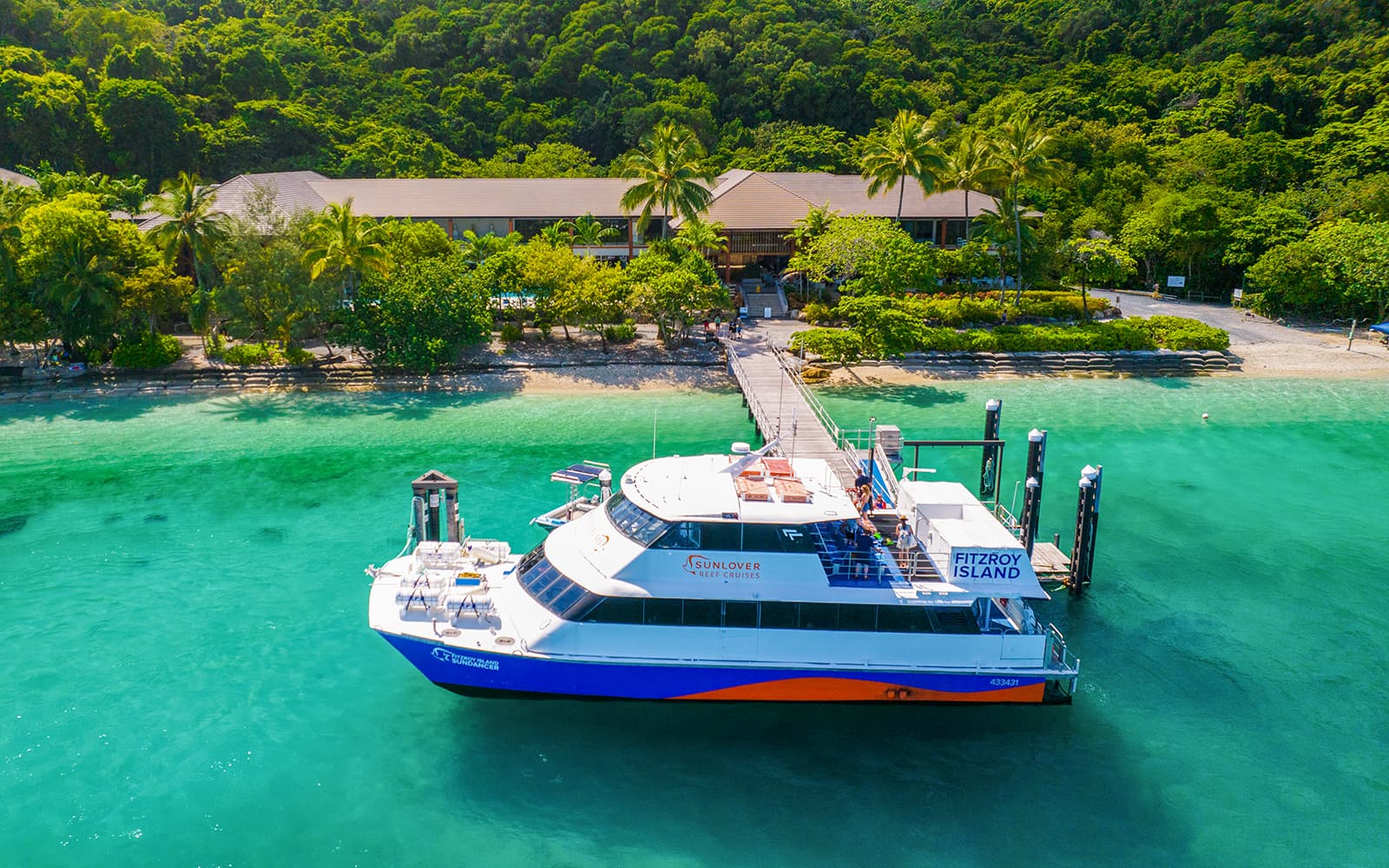 Sunlover: Cairns to Fitzroy Island Full-Day Cruise with Snorkel, Glass Bottom Boat Tour & Lunch