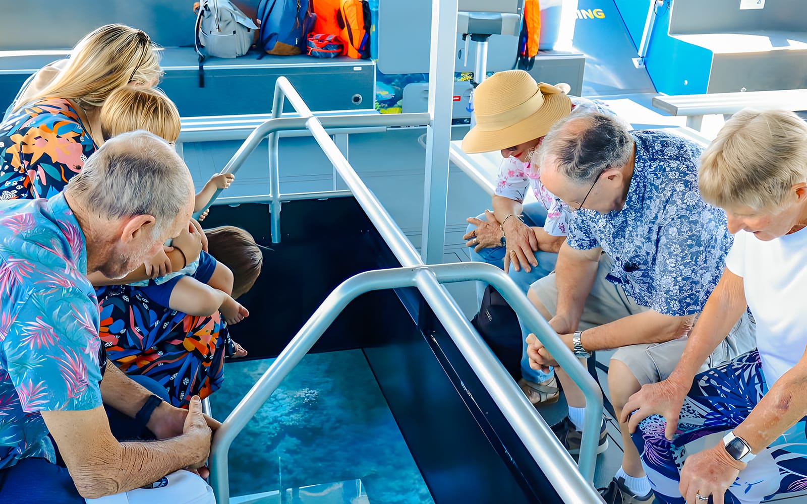 From Airlie Beach: Whitsundays Glass-Bottom Boat Tour tickets in Whitsundays - Activities | TickYourList