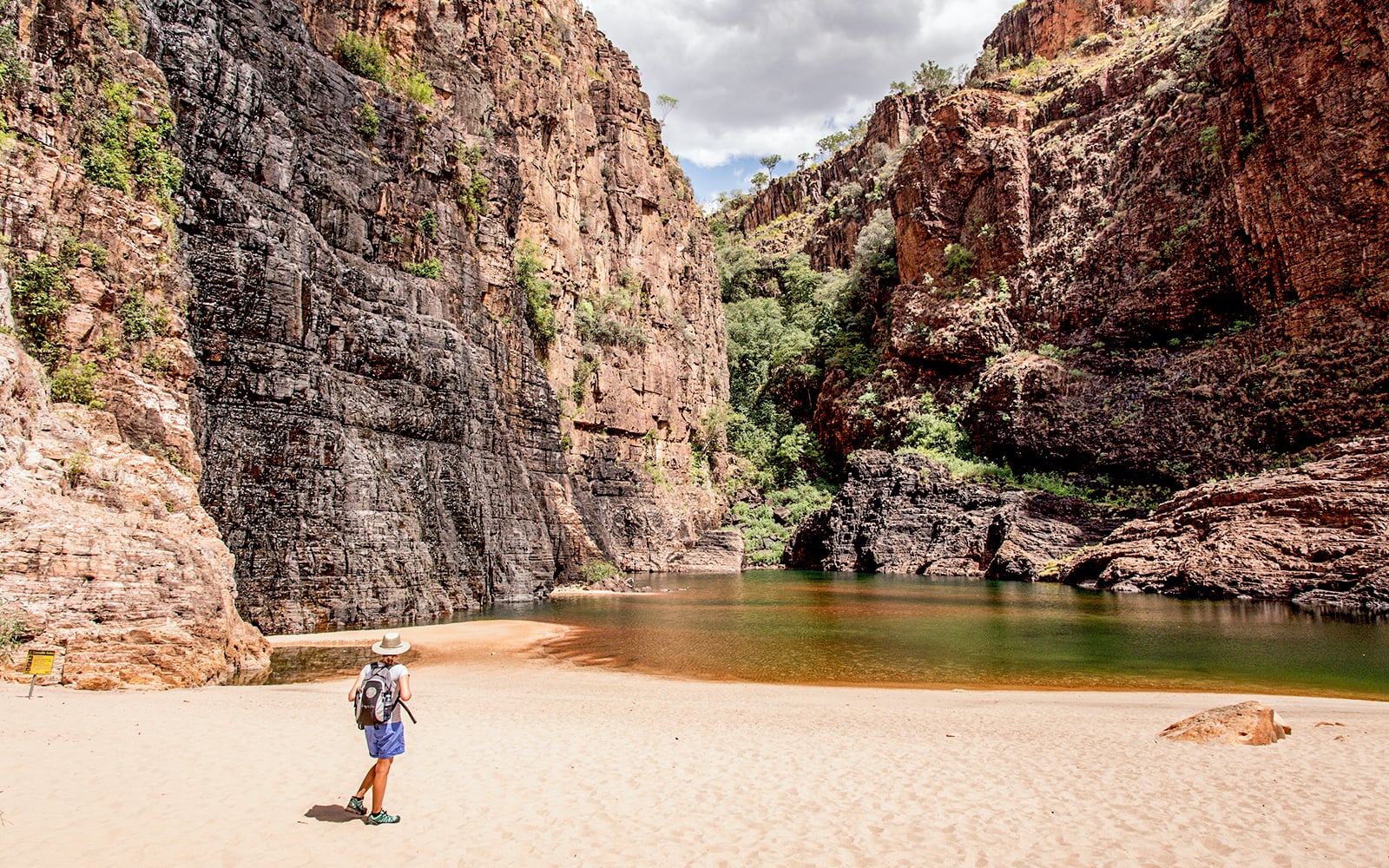 listing card gallery - Image 1 of 7