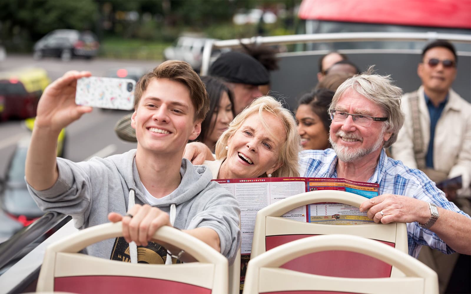 Combo: Darwin Hop-On Hop-Off Bus Tour + Royal Flying Doctor Service + Crocosaurus Cove Tickets in Darwin - Highlights | TickYourList