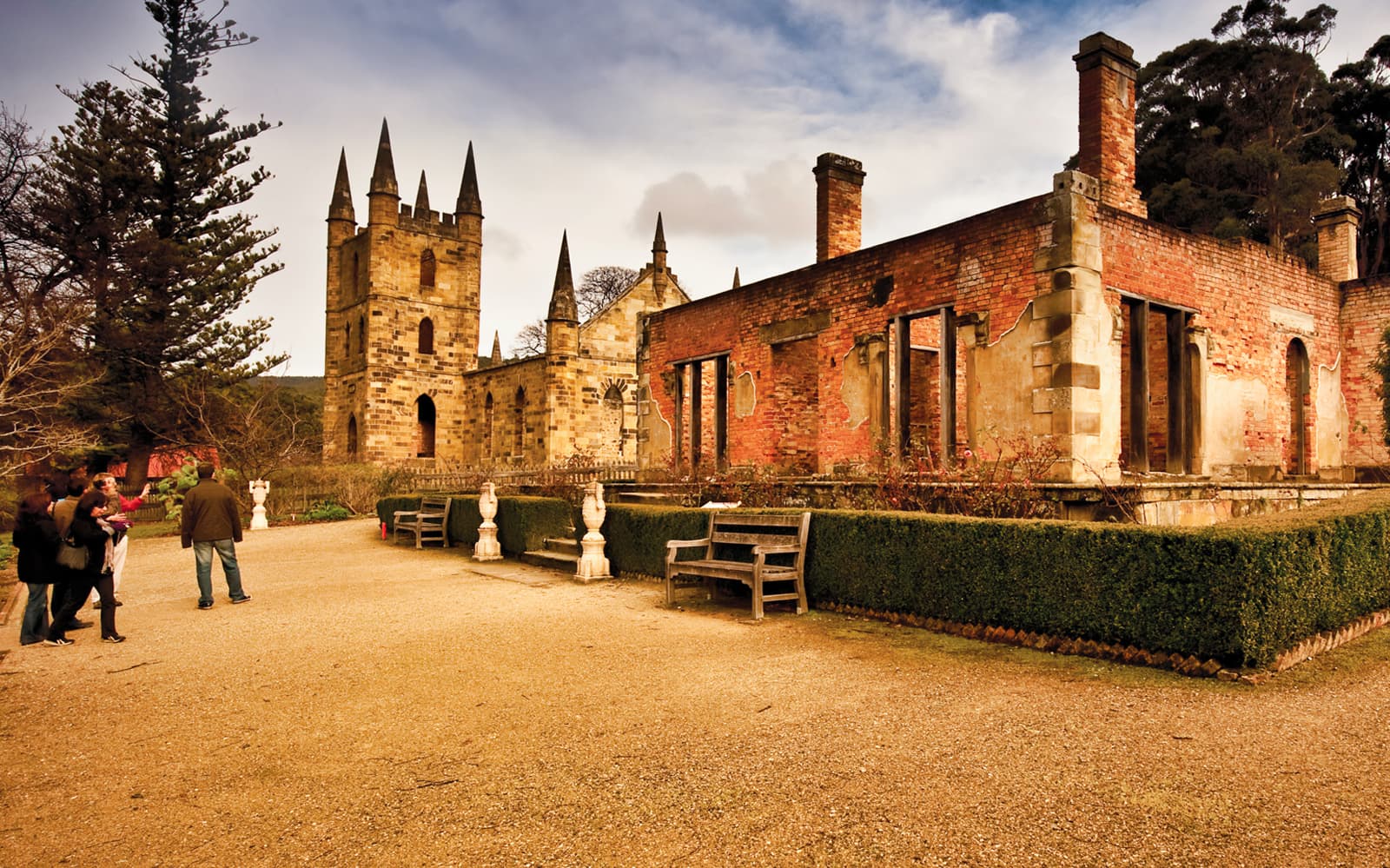 Hobart to Port Arthur Bus Service