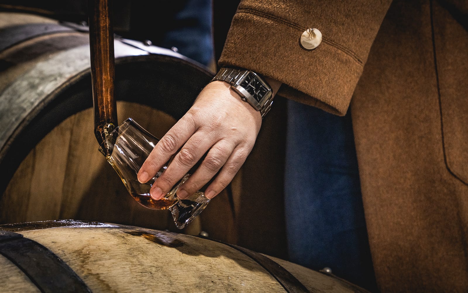 From Hobart: Tasmania Distillery Guided Tour with Lunch & Mega Tasting tickets in Hobart - Activities | TickYourList