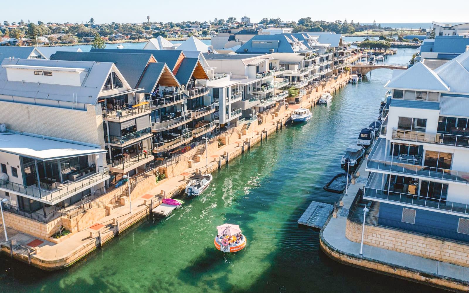 Self-Drive Electric BBQ Boat Tour in Mandurah tickets in Perth - Features | TickYourList