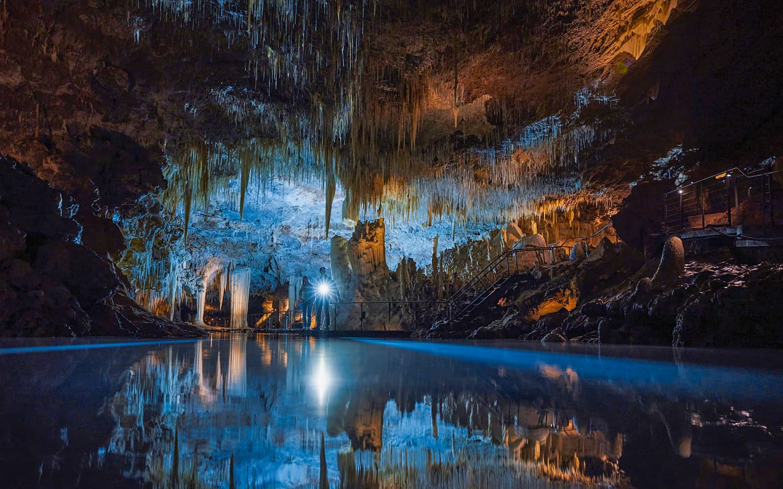 Lake Cave Margaret River Guided Tour tickets in Perth - Features | TickYourList