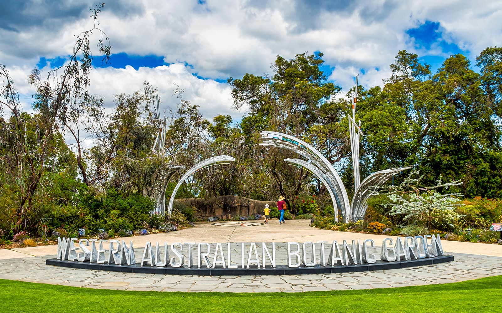 Perth Hop-on-Hop-off Bus Tour tickets in Perth - Activities | TickYourList