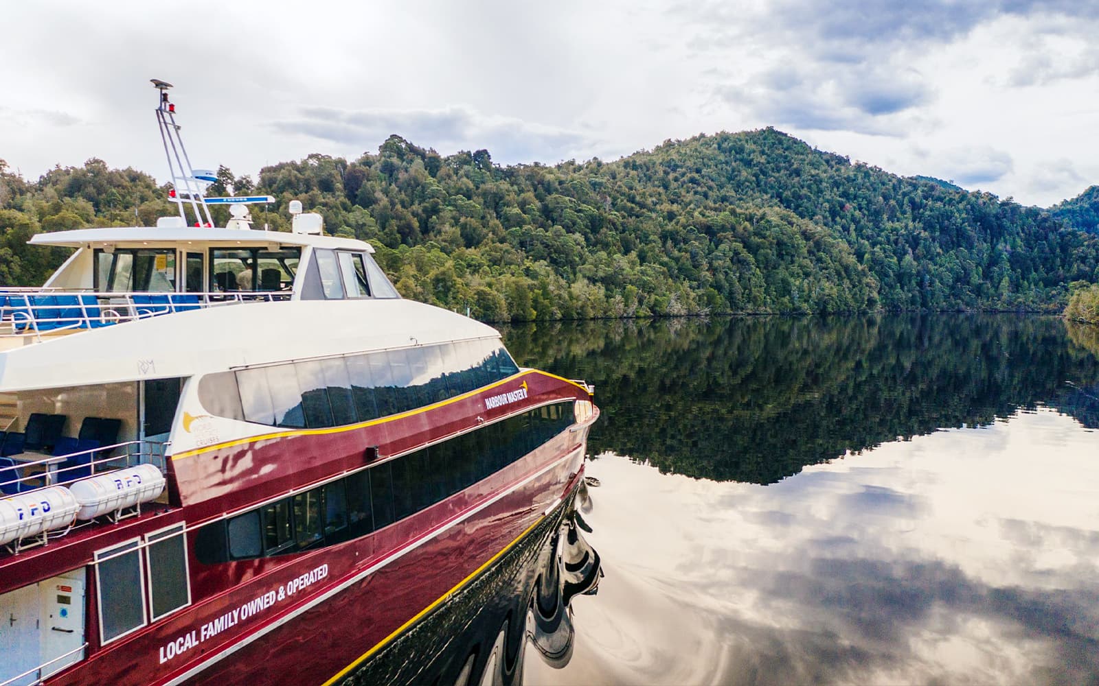From Strahan: World Heritage Afternoon Cruise on Gordon River with Dinner tickets in Strahan - Features | TickYourList