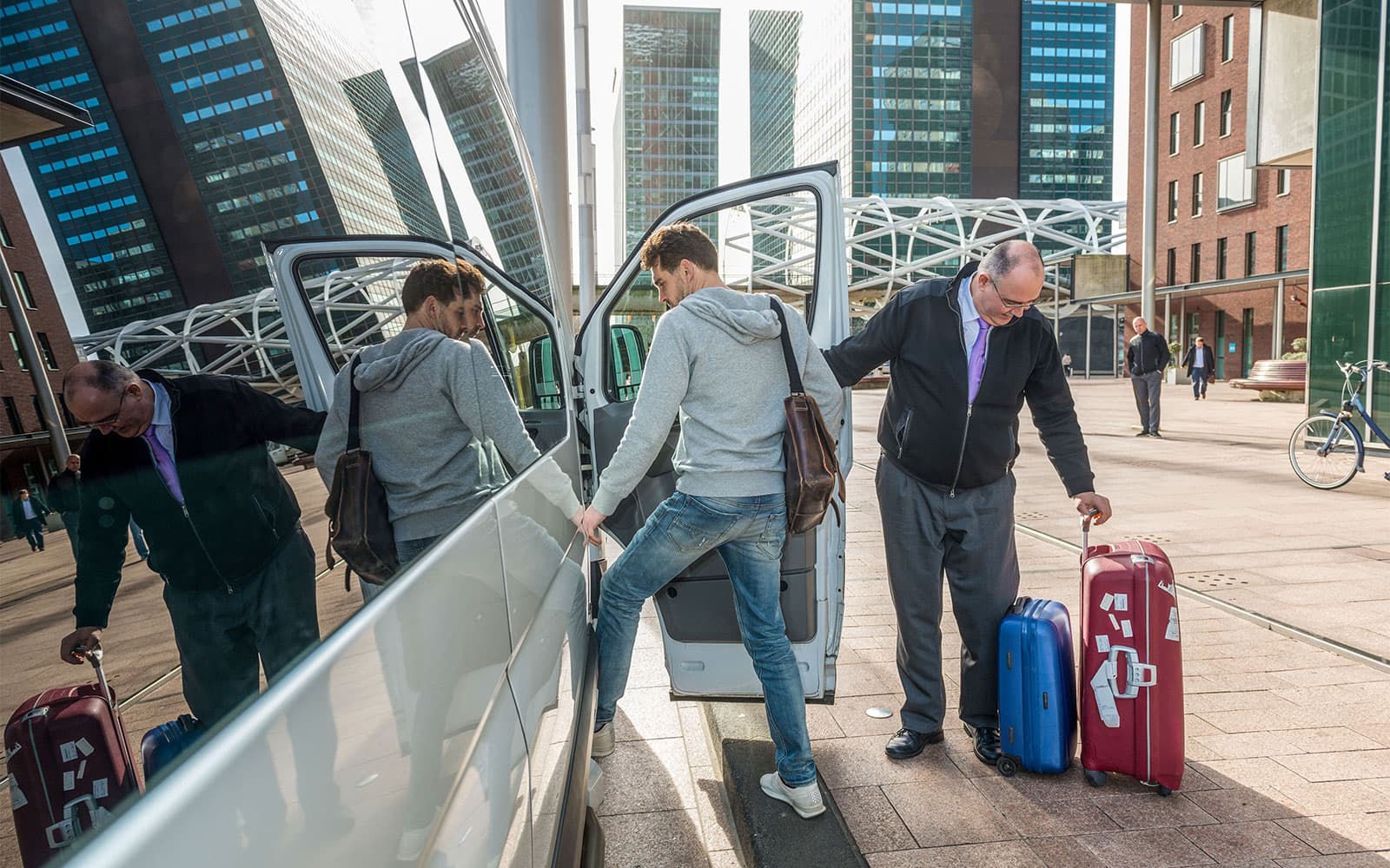 Super Shuttle One-Way Tickets: Auckland Airport to/from Auckland Central City in Auckland - Attractions | TickYourList