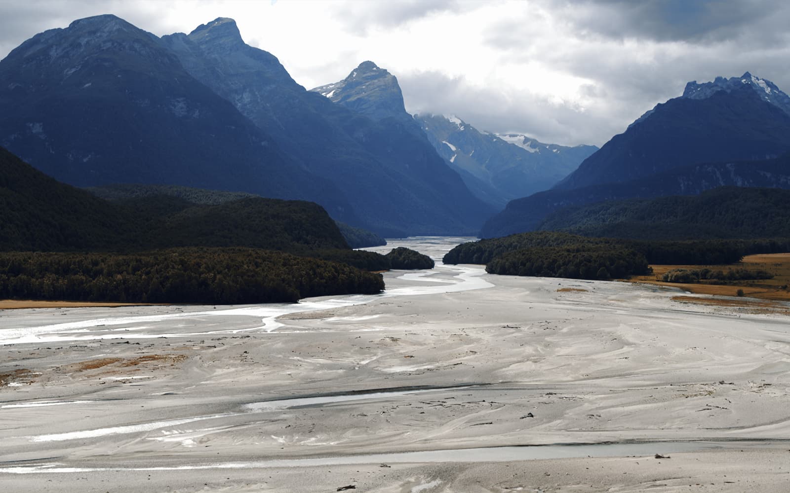 Lord of the Rings Guided Scenic Tour from Queenstown with Hotel Pick-Up