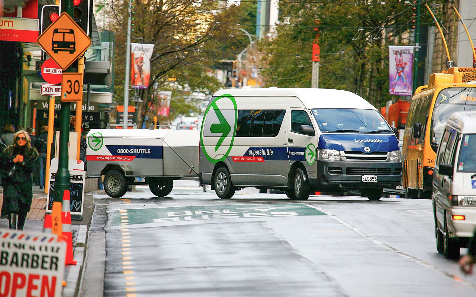 Super Shuttle One-Way Tickets: Queenstown Airport to/from Queenstown City experience in Queenstown | TickYourList