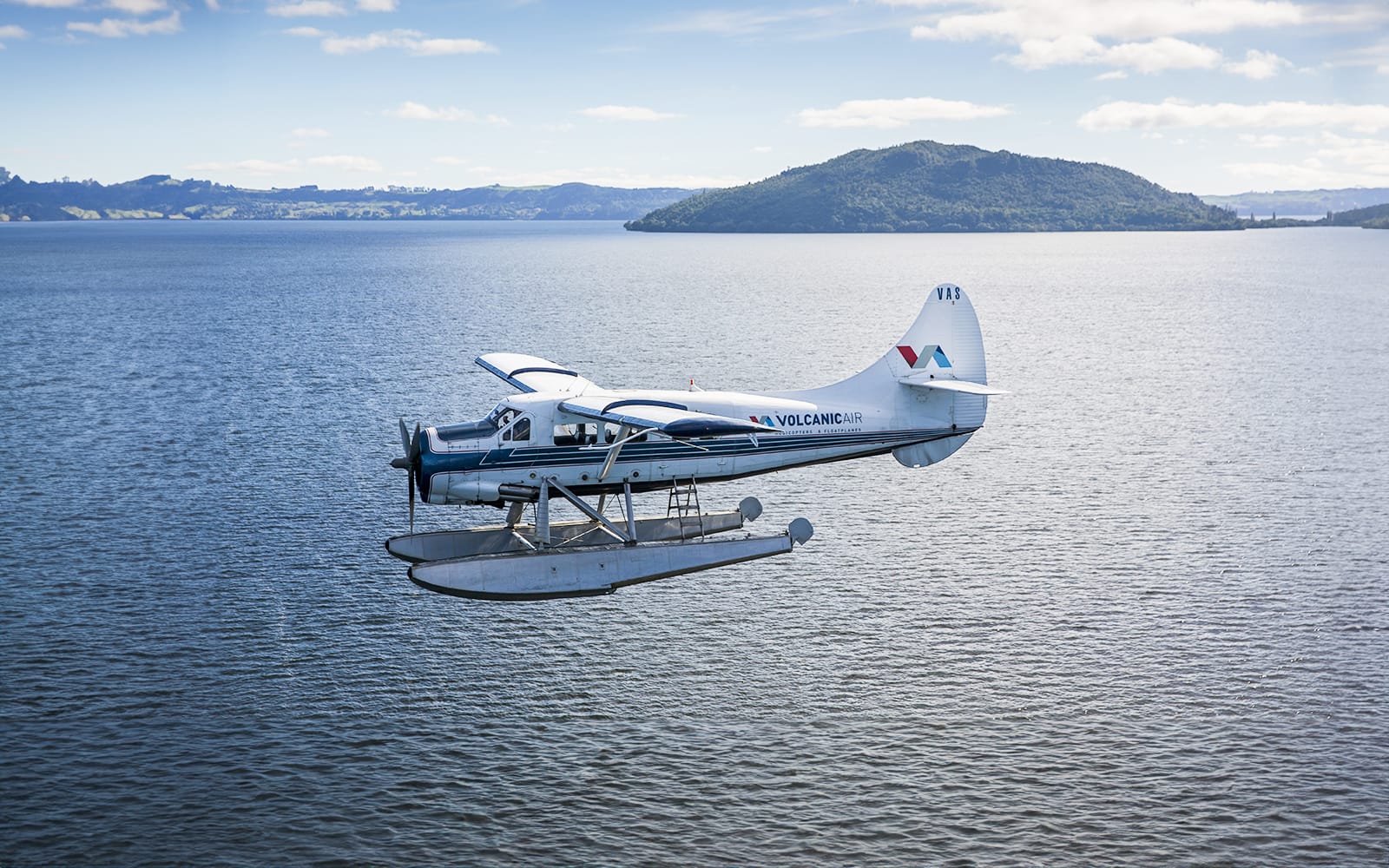 Guided Tour of Mount Tarawera & Waimangu Thermal Valley in a Floatplane from Rotorua experience tickets in Rotorua | TickYourList