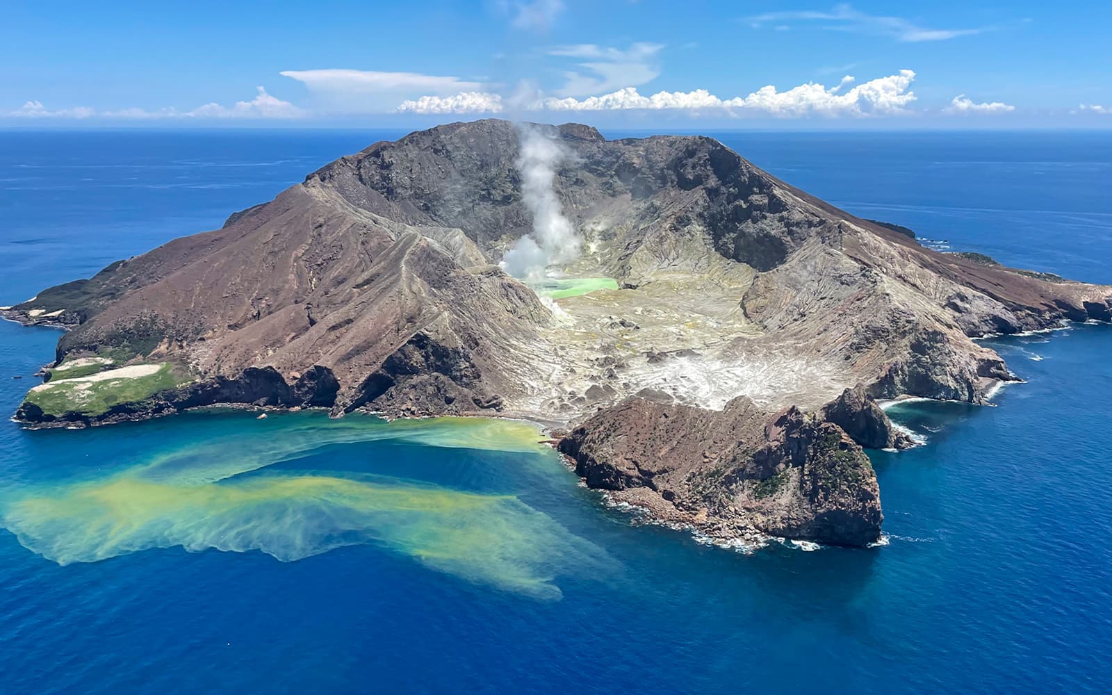 85 Mins White Island and Mount Tarawera Floatplane Tour tickets in Rotorua - Attractions | TickYourList