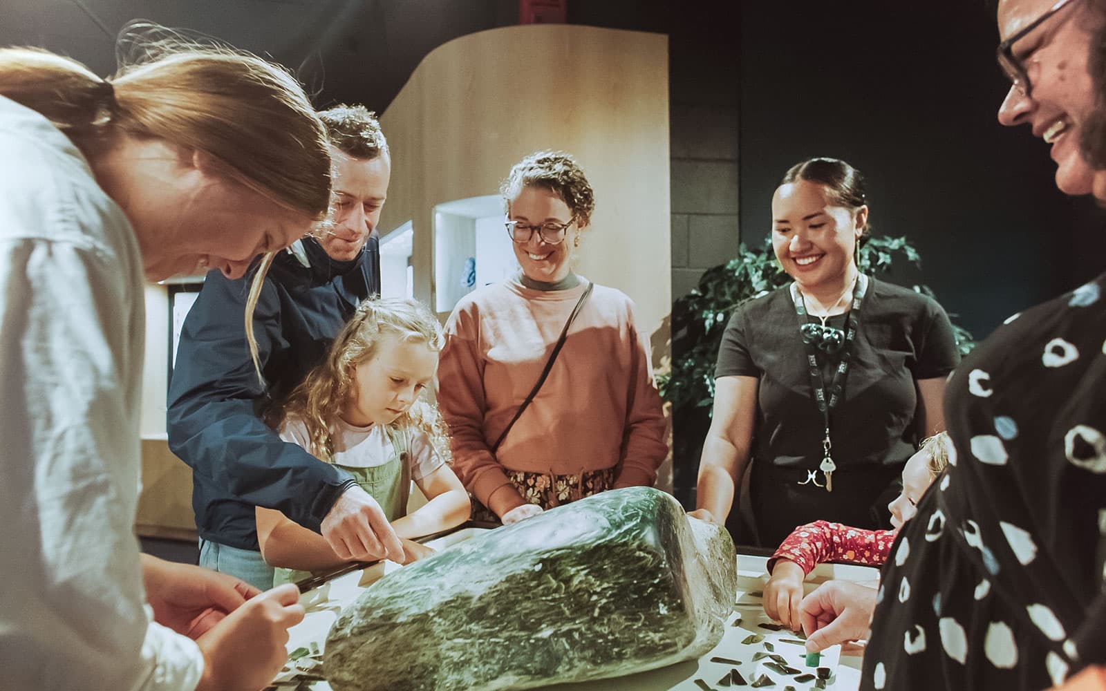 40 Mins Jade Carving Rotorua Guided Tour