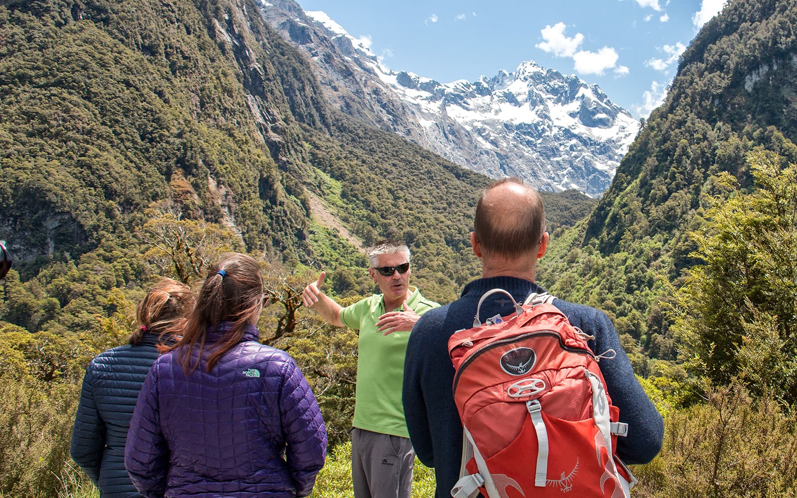 Small Group Guided Hiking Tour To Lake Marian