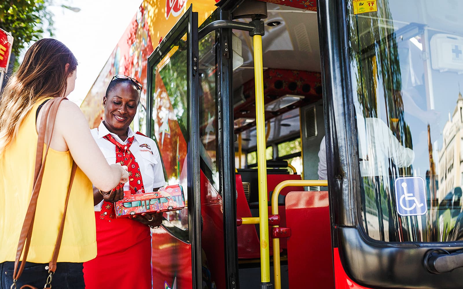 City Sightseeing: Alesund Hop-on Hop-off Bus Tour tickets in Alesund - Features | TickYourList