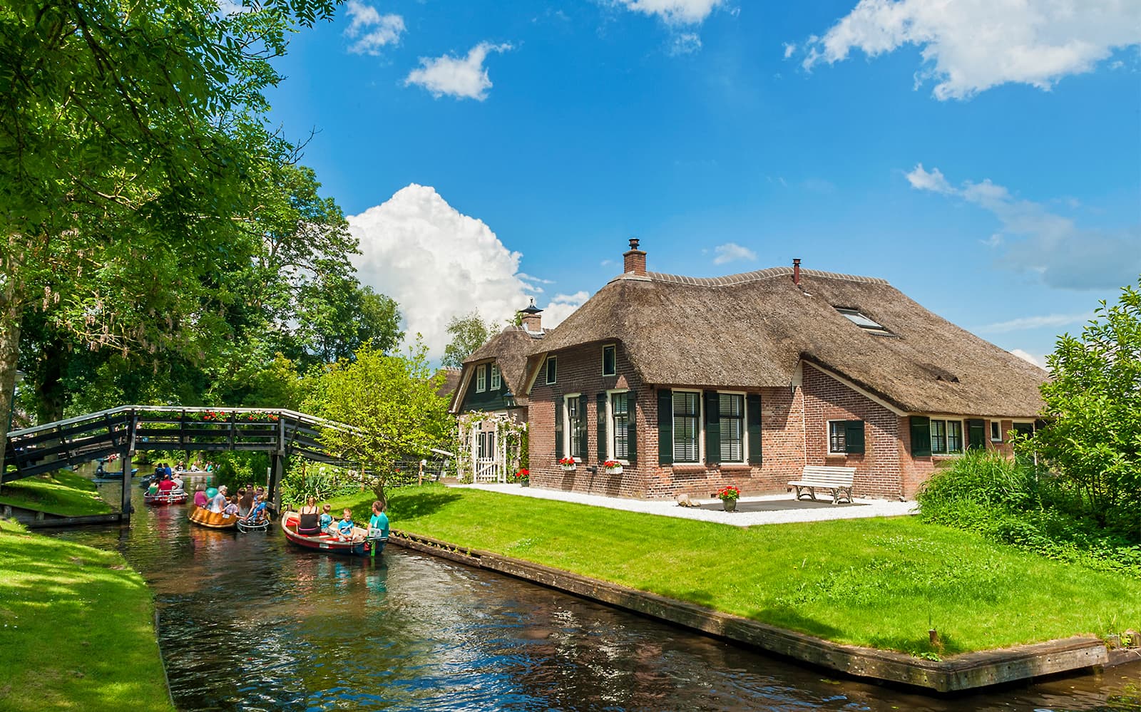Small group day trip to Giethoorn tickets in Amsterdam - Attractions | TickYourList