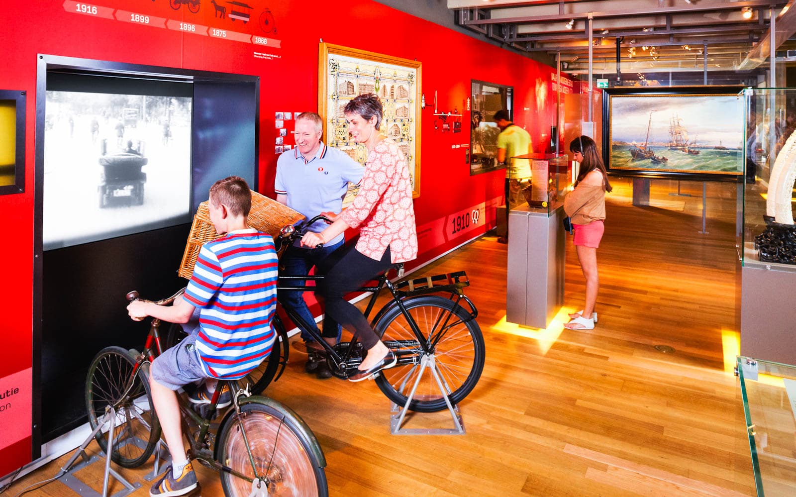 Amsterdam Museum Entry Tickets & Audioguide in Amsterdam - Features | TickYourList