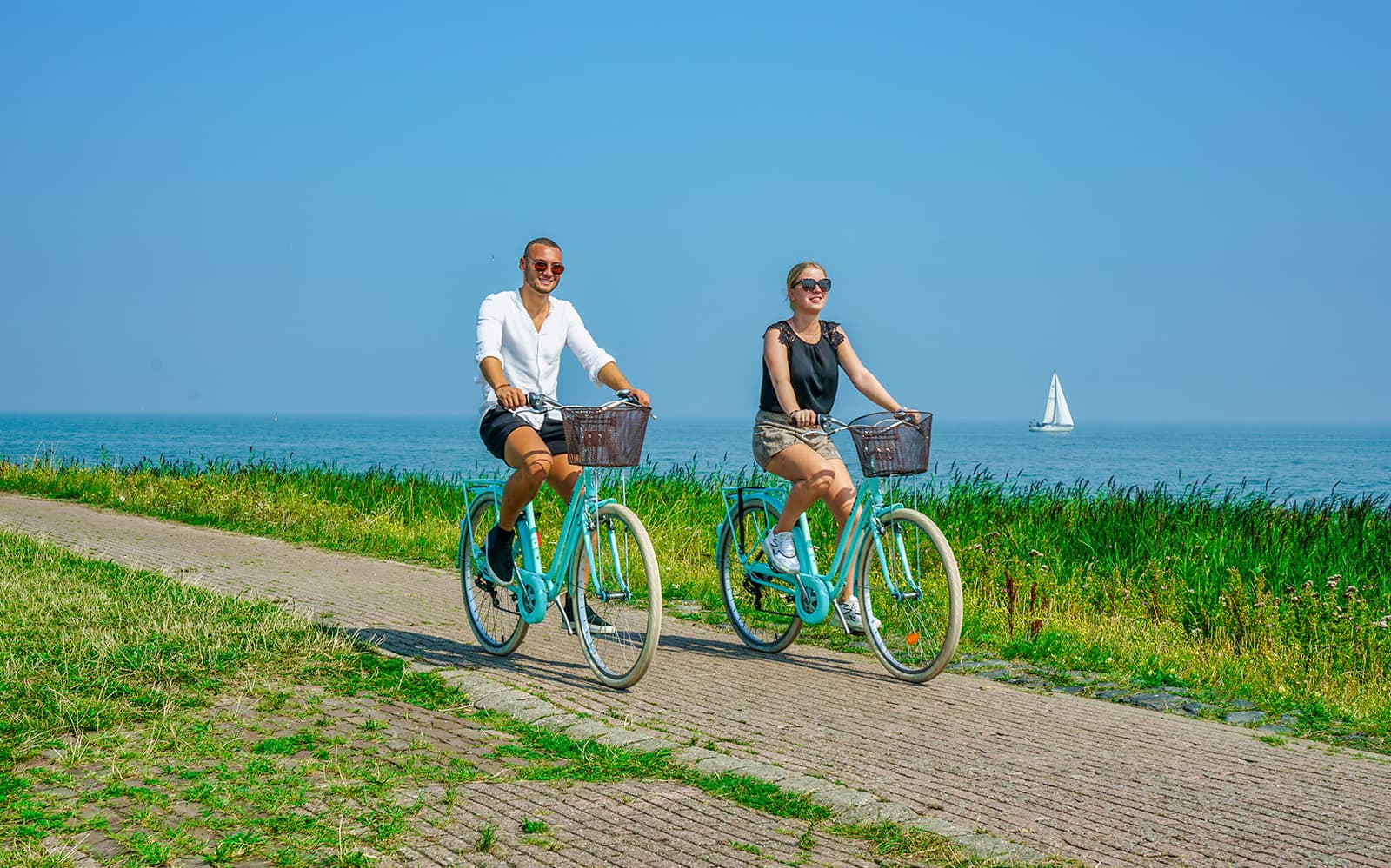 Volendam: E-Bike Rental with Countryside Route Suggestions tickets in Amsterdam - Activities | TickYourList
