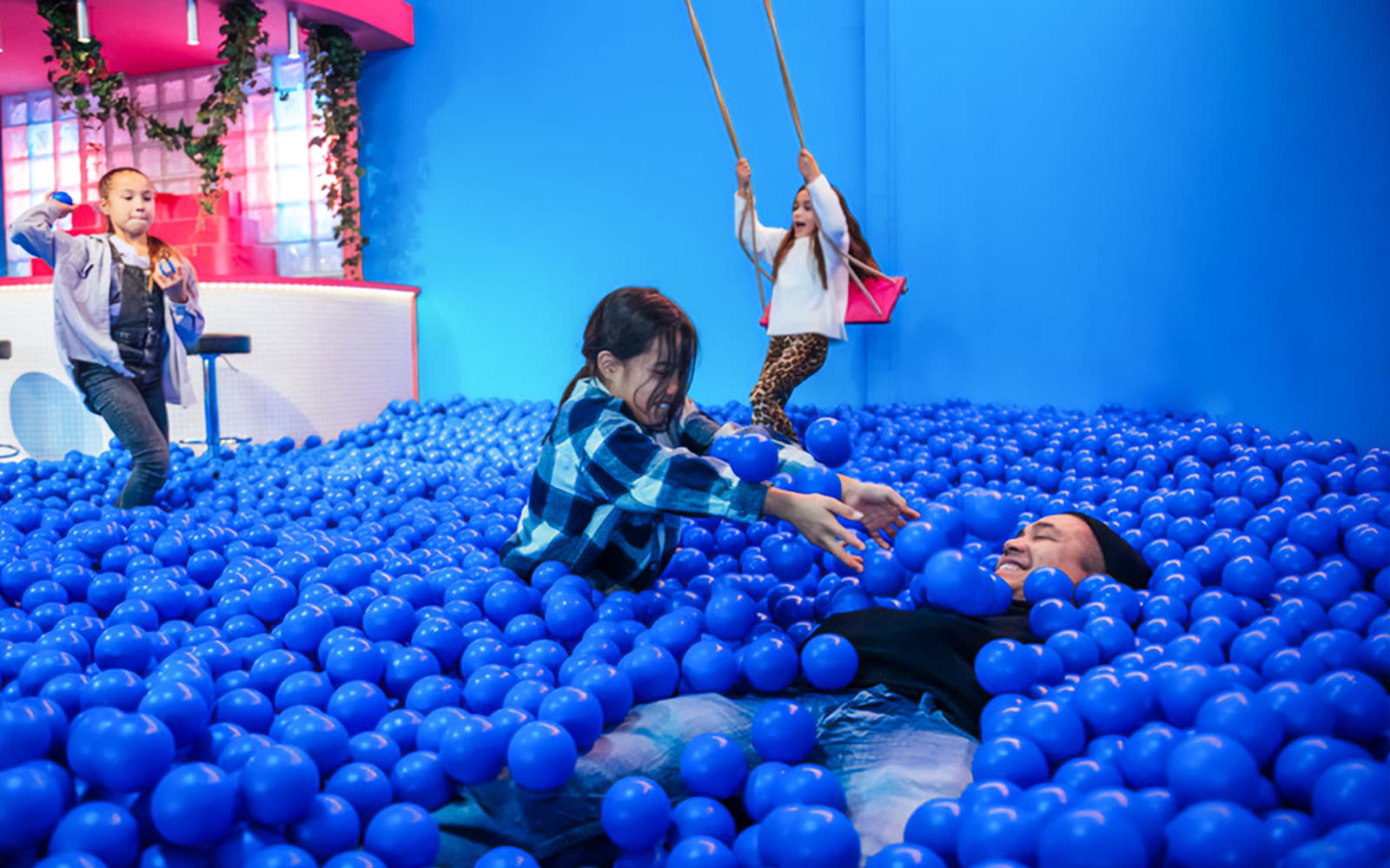 Skip the Line Youseum Tickets: Amsterdam in Amsterdam - Attractions | TickYourList