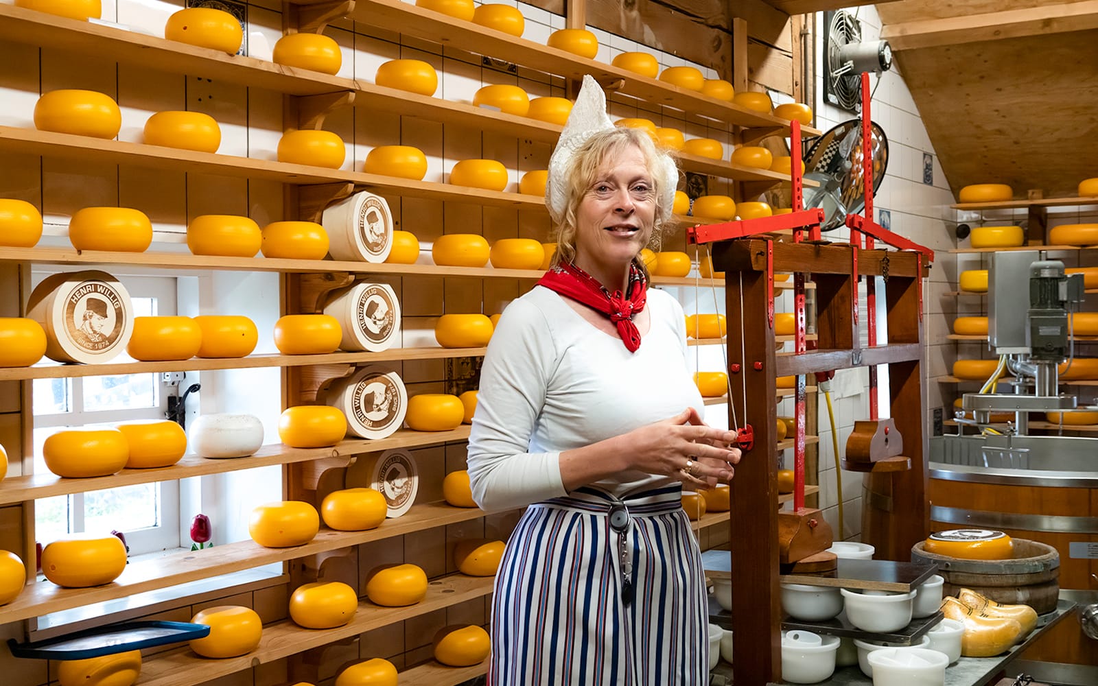 From Amsterdam: Zaanse Schans & Cheese Tasting Self-Guided Tour tickets in Amsterdam - Highlights | TickYourList