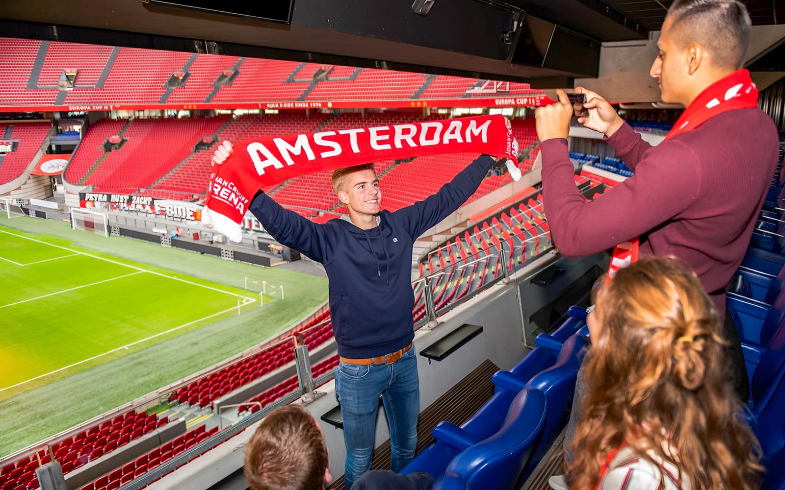 Johan Cruijff ArenA Stadium VIP Tour with a Drink and Scarf