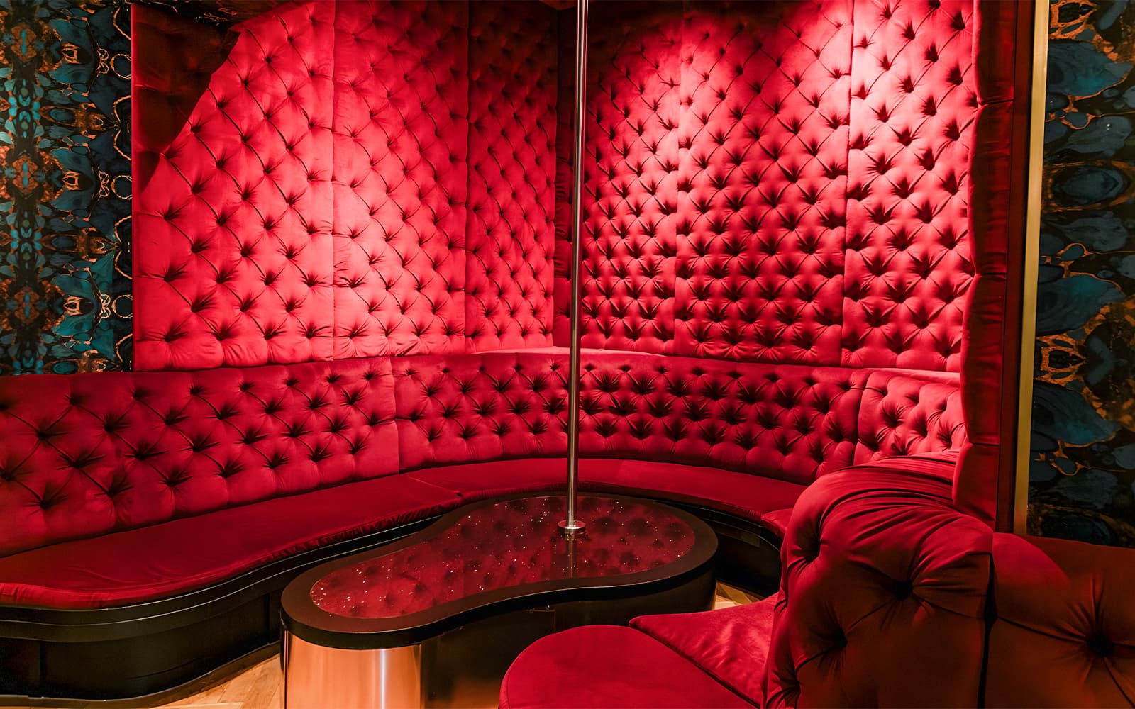 1-Hour Brothel Tour with Former Sex Worker tickets in Amsterdam - Activities | TickYourList
