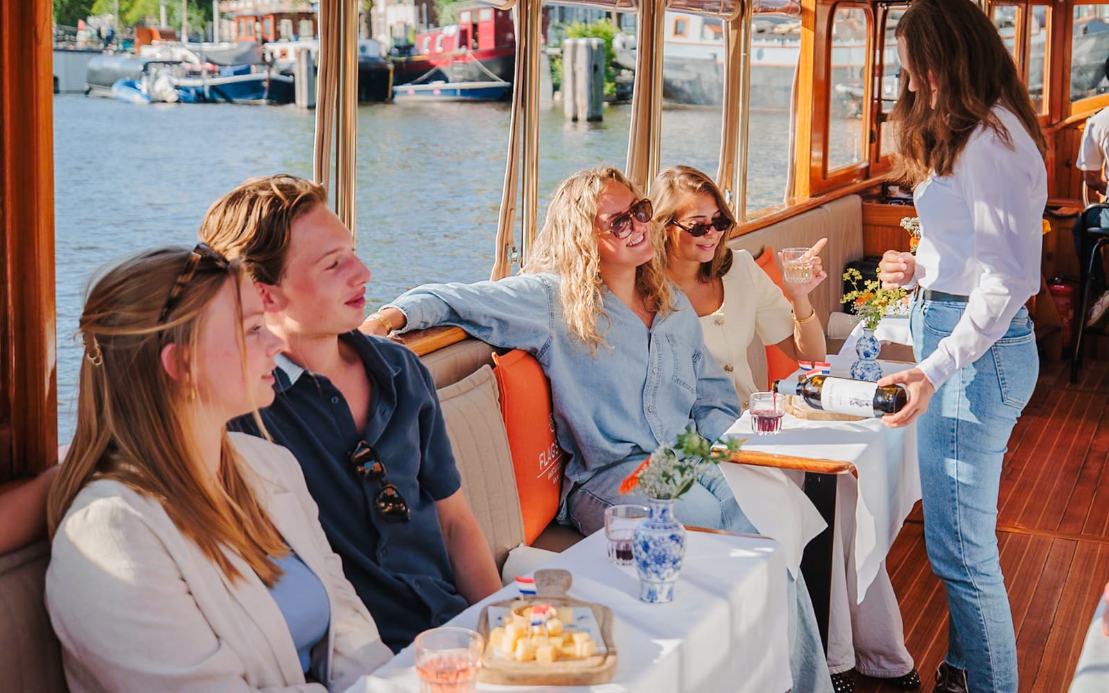 Amsterdam: Luxury Classic Cruise with Unlimited Cheese & Wine tickets in Amsterdam - Activities | TickYourList